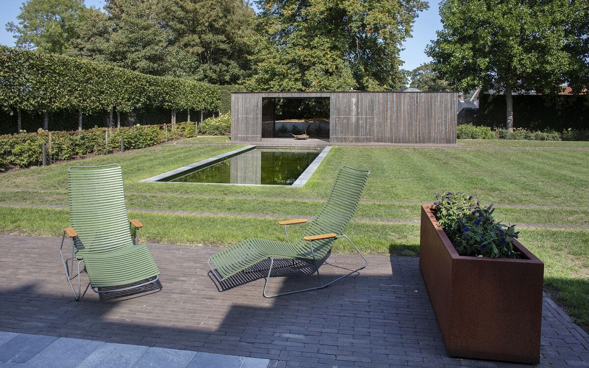 Tuinaanleg met beplanting en verharding